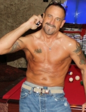 Keith 56 y.o. from USA