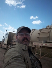 william 47 y.o. from USA