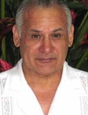 Raul 72 y.o. from USA